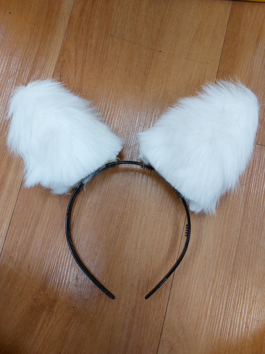 Wolf Ears - White 1