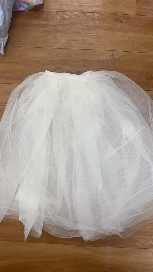 Cream Stiff Romantic Skirt
